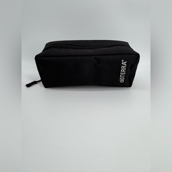 Doterra Essential Oil Cosmetic Black Bag - Picture 1 of 3
